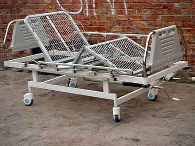 Manual Hospital Beds & Surgical Beds for Sale | Complete Medical Bed