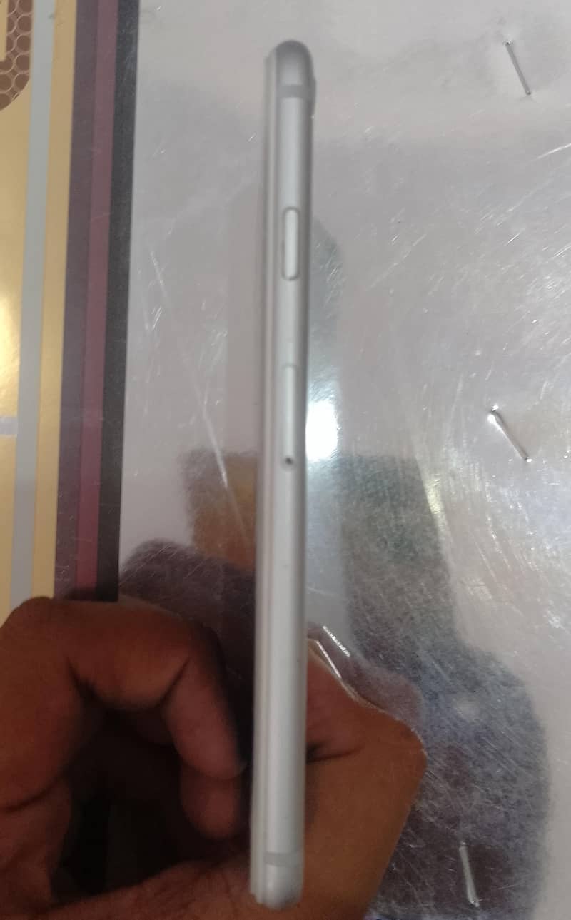 Apple iPhone 6 6