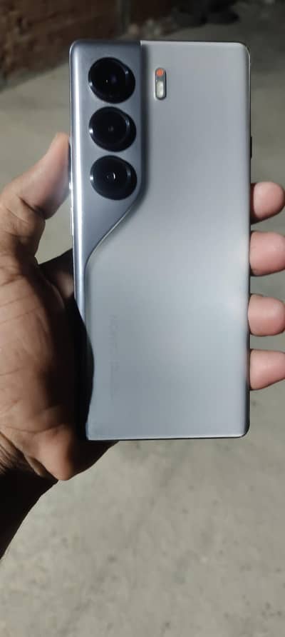 tacno camn 40 pro