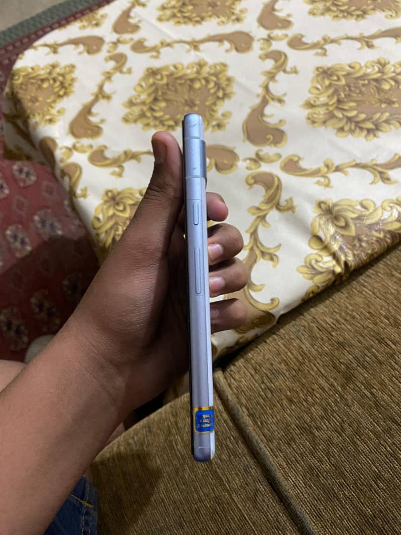 Google Pixel 7a 1