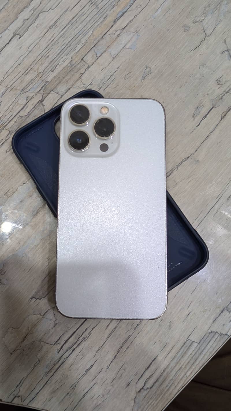 Apple iPhone 13 Pro 0