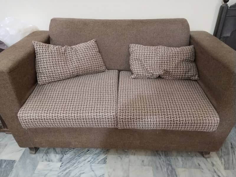 Urgent Sale: 4-Seater Sofa Set in Excellent Condition 0