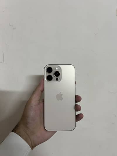Apple iPhone 16 Pro Max