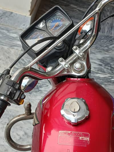 cg 125 2017 in almost new condition