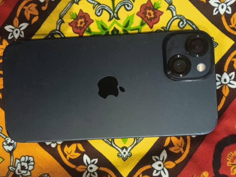 Apple iPhone 13 4