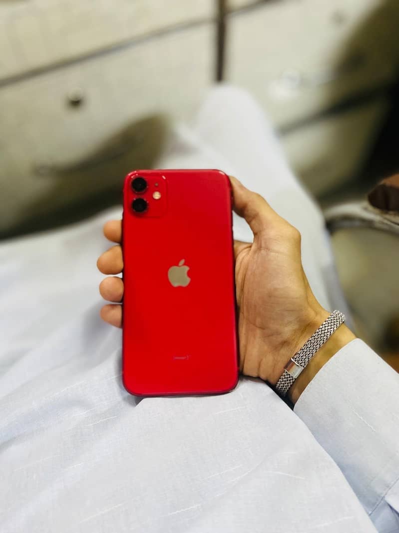 Apple iPhone 11 3