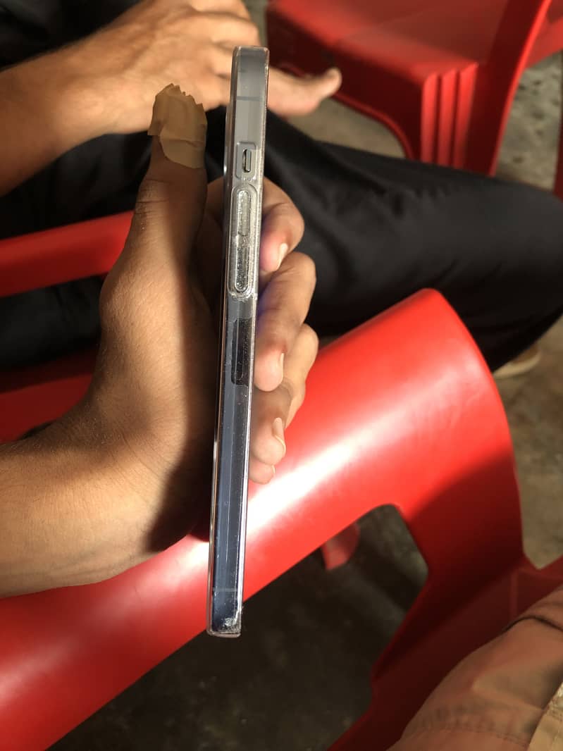 Apple iPhone 13 Pro Max 3