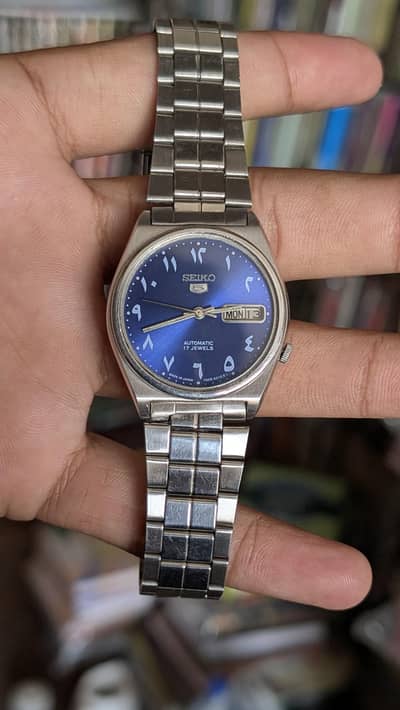 seiko 5 Arabian Dial Automatic 7009 movement