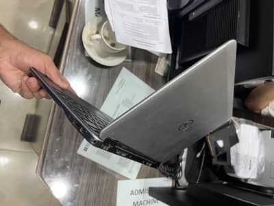 Dell Latitude e7240