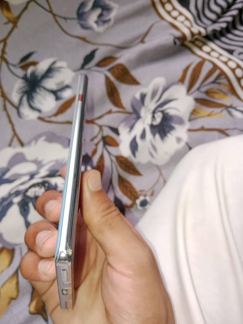 Tecno CAMON 40 Pro 2
