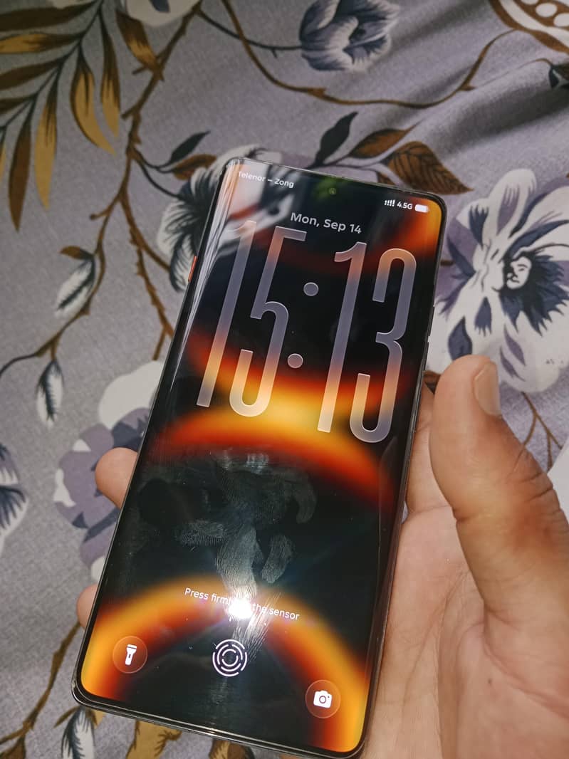 Tecno CAMON 40 Pro 3
