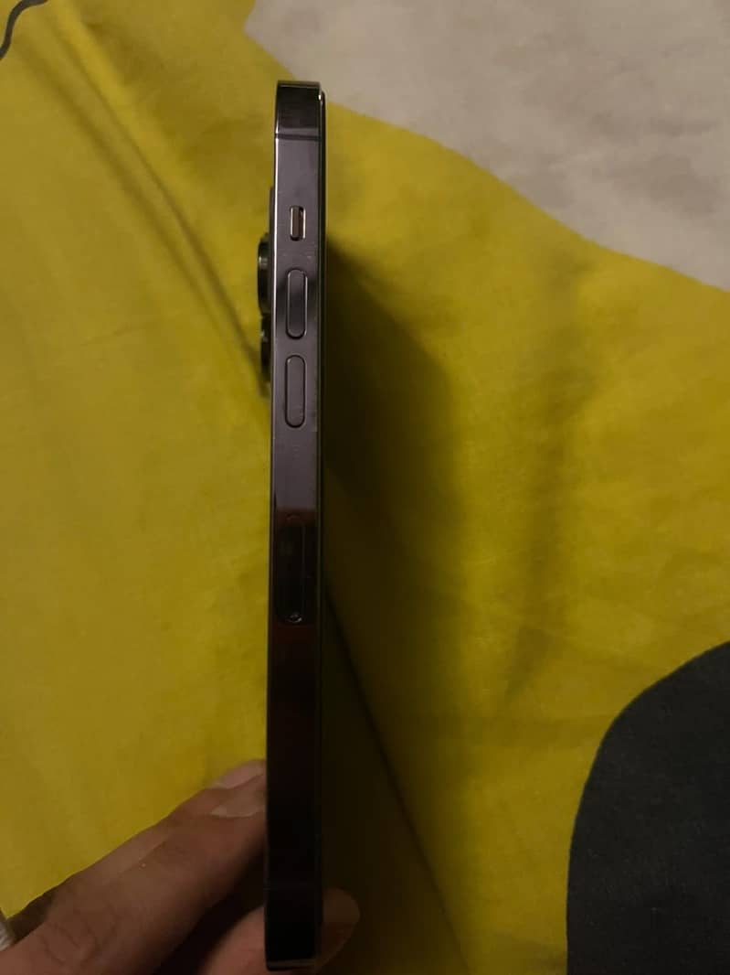 Apple iPhone 14 Pro 9