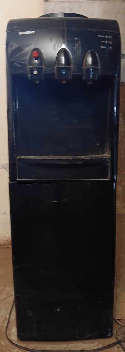 Water dispenser (ORIENT)