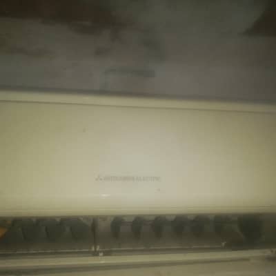 Mrbusi AC for sale gas okay No repair