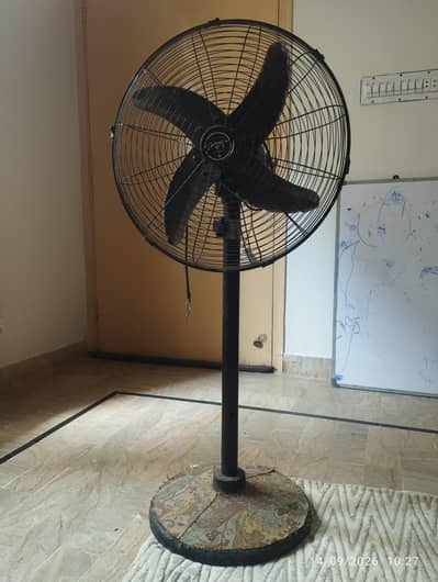 12v DC Padestal Fan Solar Fan Price: 7000/-    Location: North Karachi