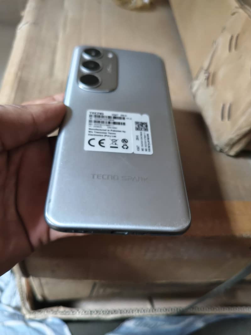 Tecno Spark 40 pro plus 1