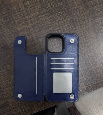 iPhone 15 premium cover