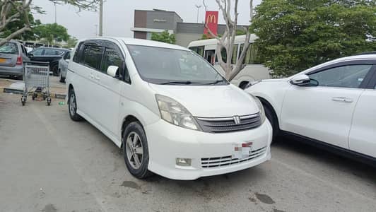 Toyota ISIS G 2006 Registration 2012 7 Seater Car Original Condition