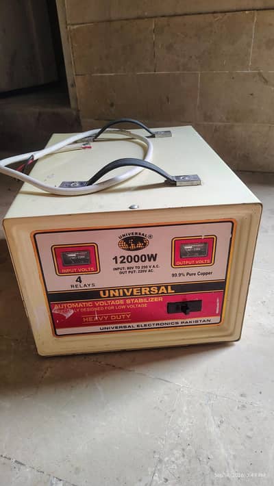 Universal stabilizer Heavy duty 12000W with 4 Relays