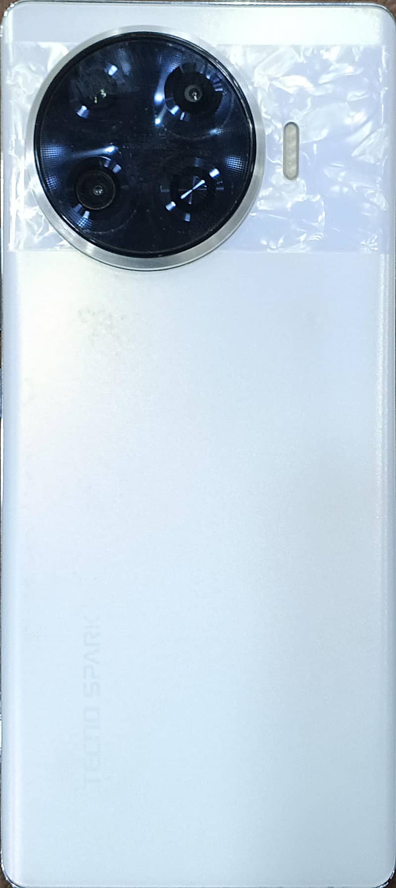 Tecno Spark 20 Pro Plus 0