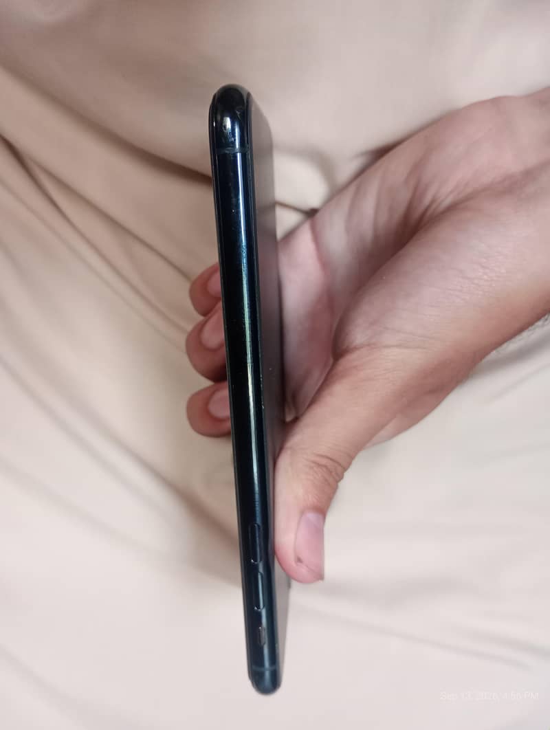 iPhone 11 Pro Max 5