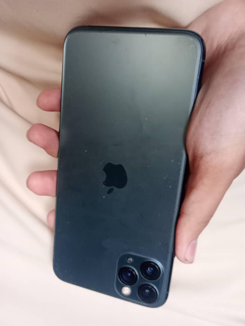 iPhone 11 Pro Max 6