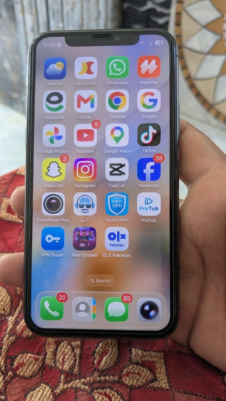 Apple iPhone 11 Pro 3