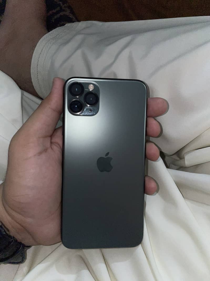 Apple iPhone 11 Pro Max 1