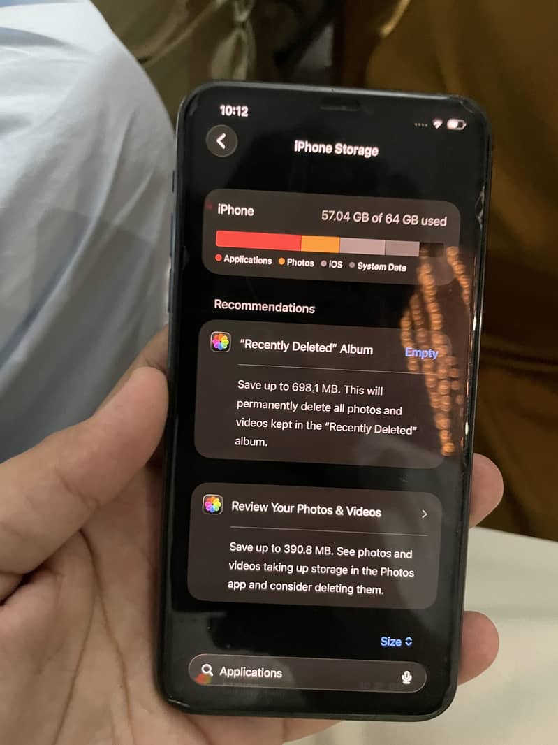 Apple iPhone 11 Pro Max 4