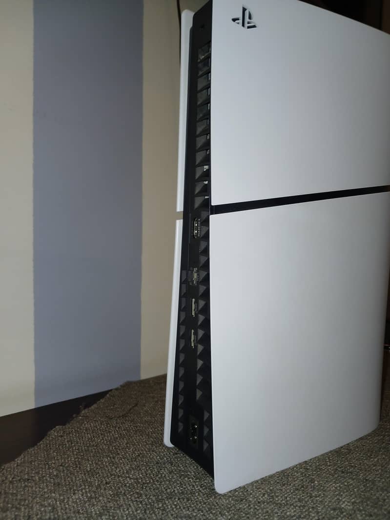 ps5 slim 3