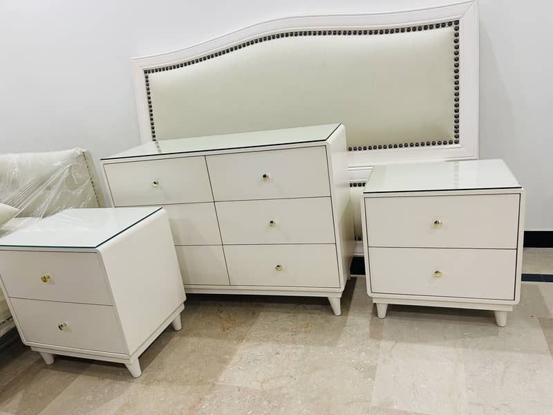 Bed set and sofa set 3