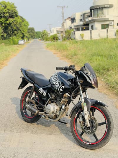 Ybr 125 in good condition with all paper