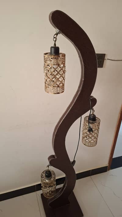 Floor lamp