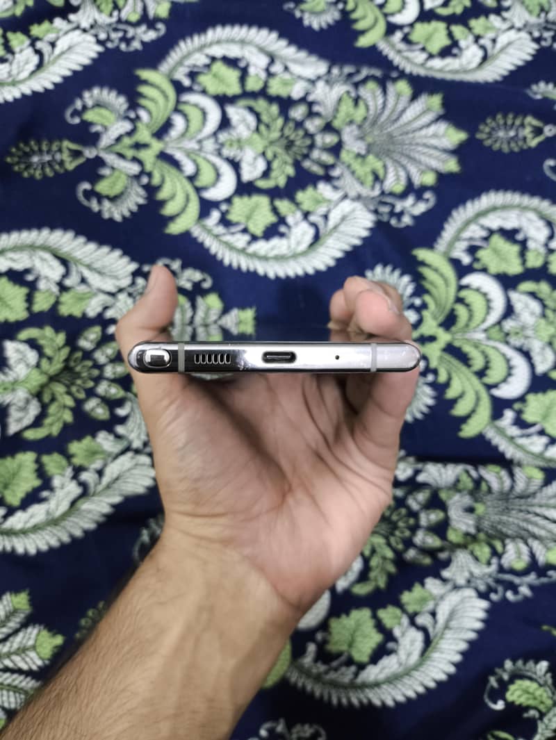Samsung Mobile Note 10 Plus 4