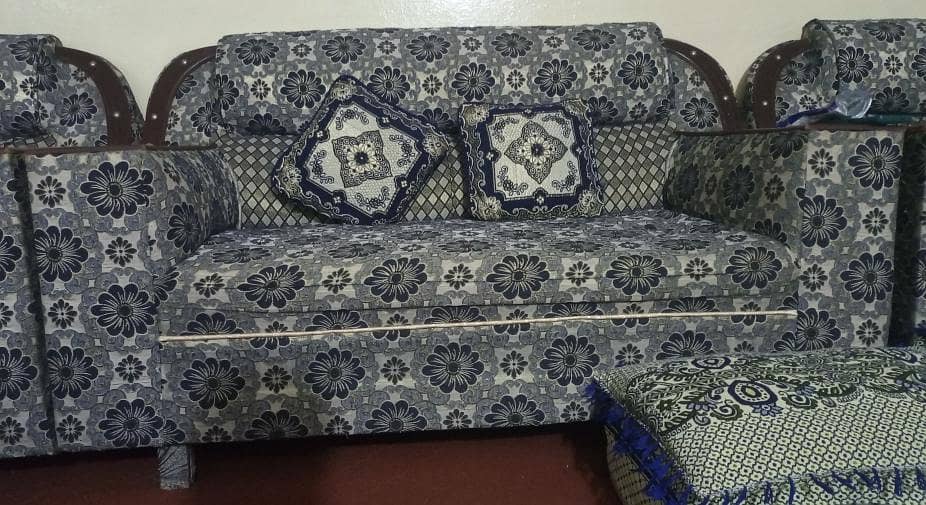Full sofa set 0