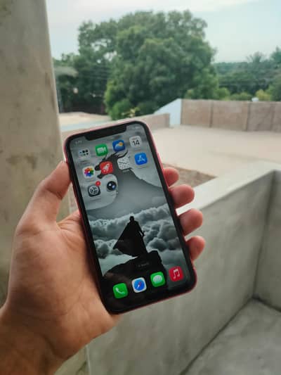 Apple iPhone 11 - Factory Unlocked