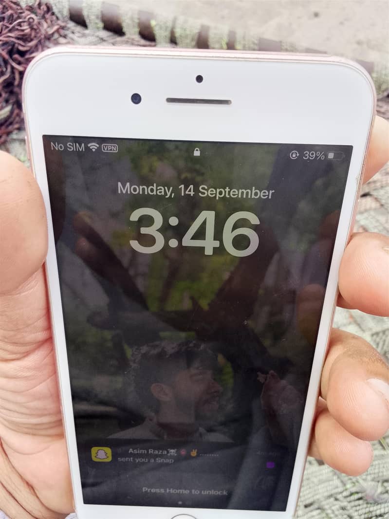 Apple iPhone 8 Plus 5