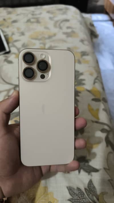 Apple iPhone 16 Pro Max