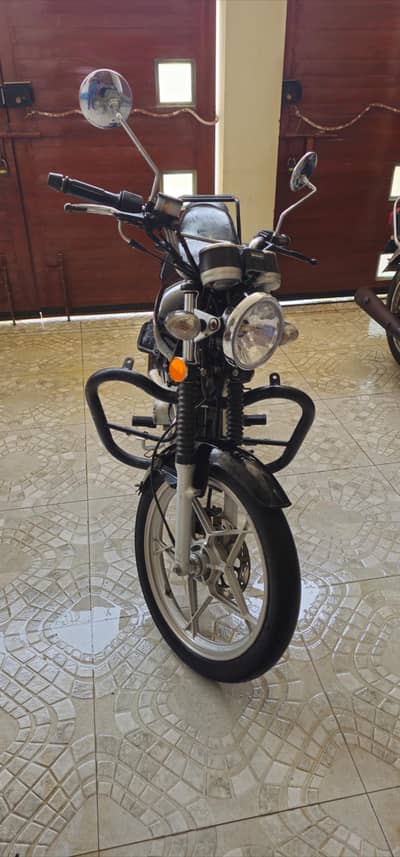Suzuki gs 150SE