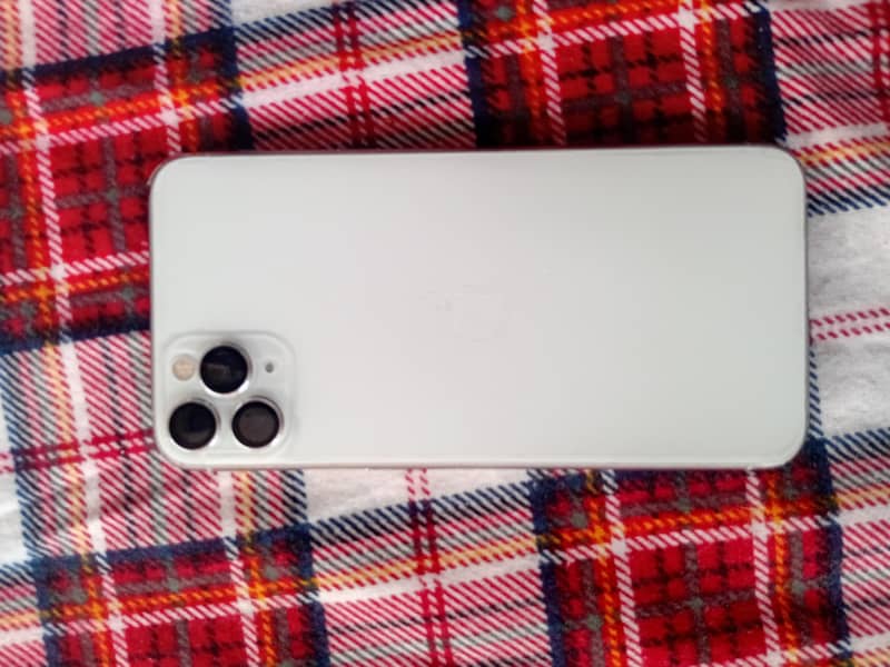 Apple iPhone 11 Pro Max 5