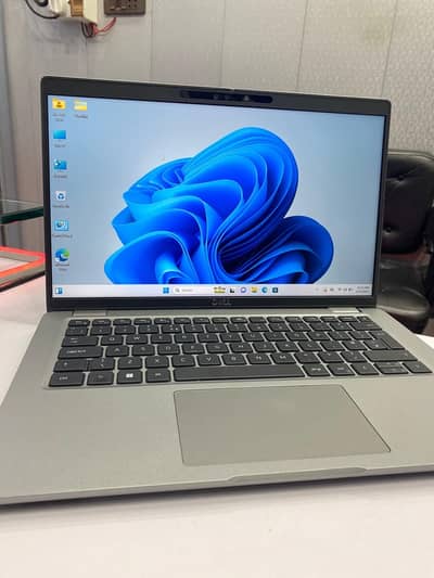 Dell Latitude 5440 | Core i5-13th gen | 16/256 SSD