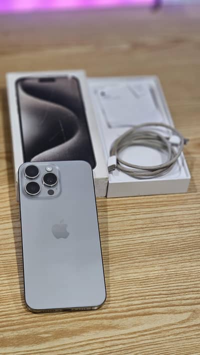 Apple iPhone 15 Pro Max 10 by 10