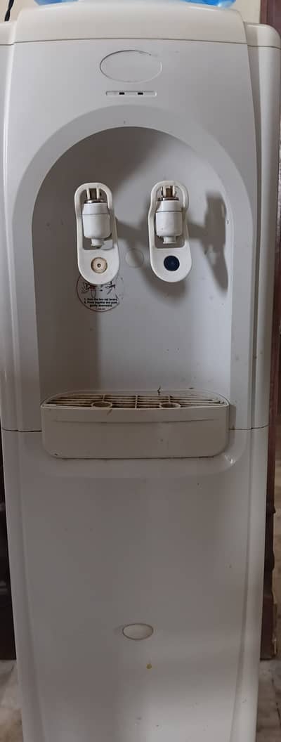 Dispenser water ( KOREAN )