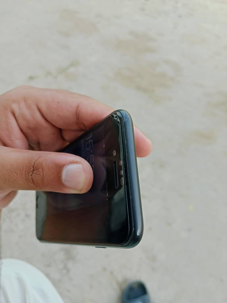 Apple iPhone 7 5