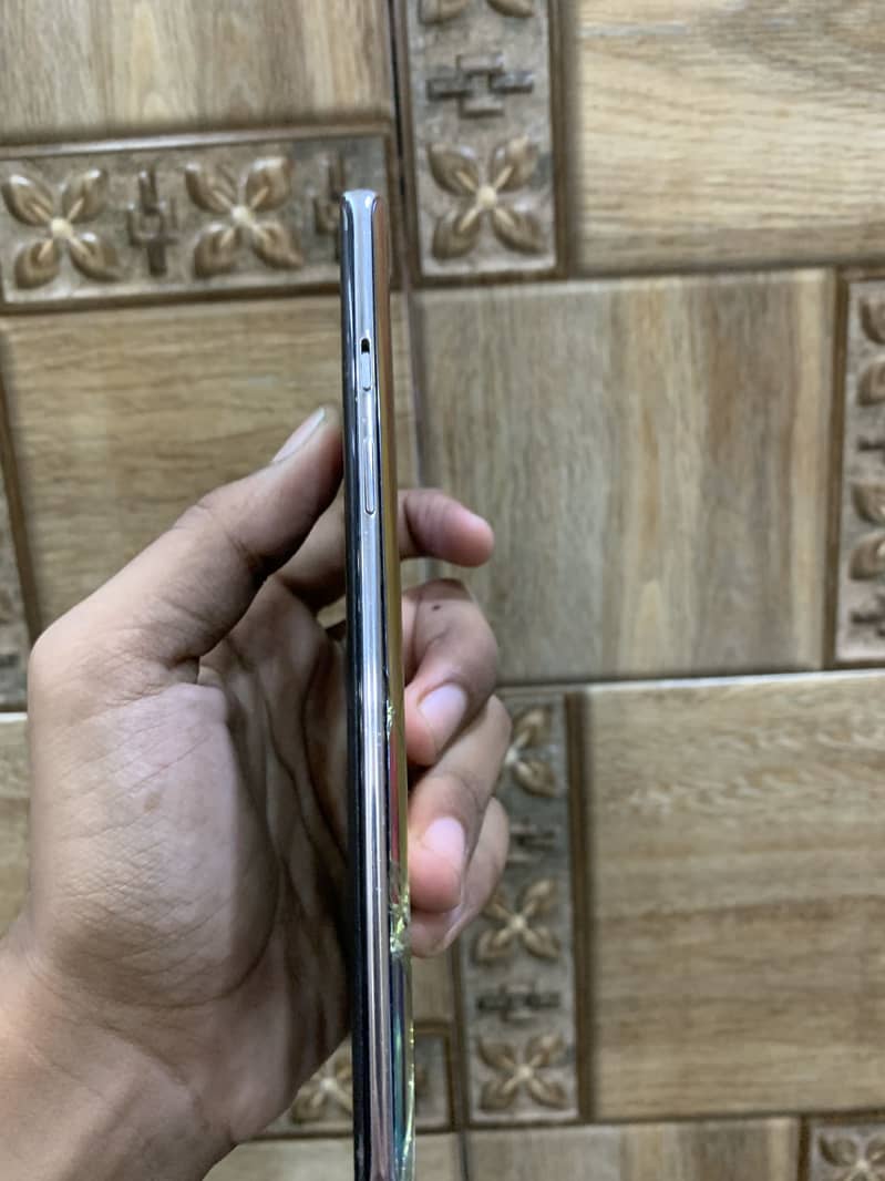 One Plus 8 8/128 1
