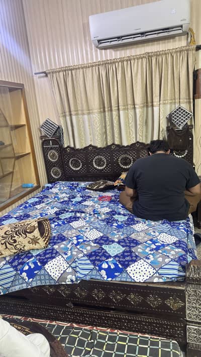 2 beds for sale