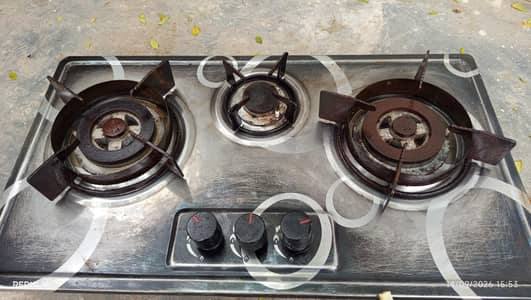 03 burner stove