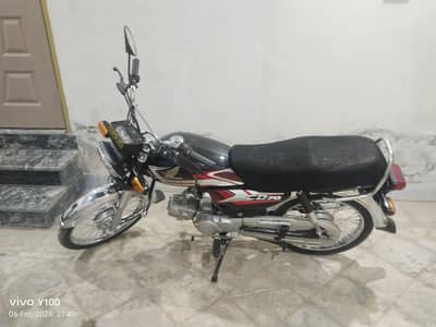 Honda CD 70 in Black Color