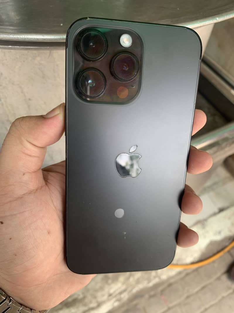 Apple iPhone 14 Pro Max 3