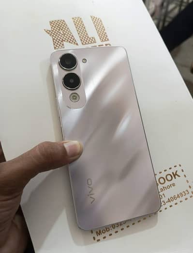 Vivo Y04